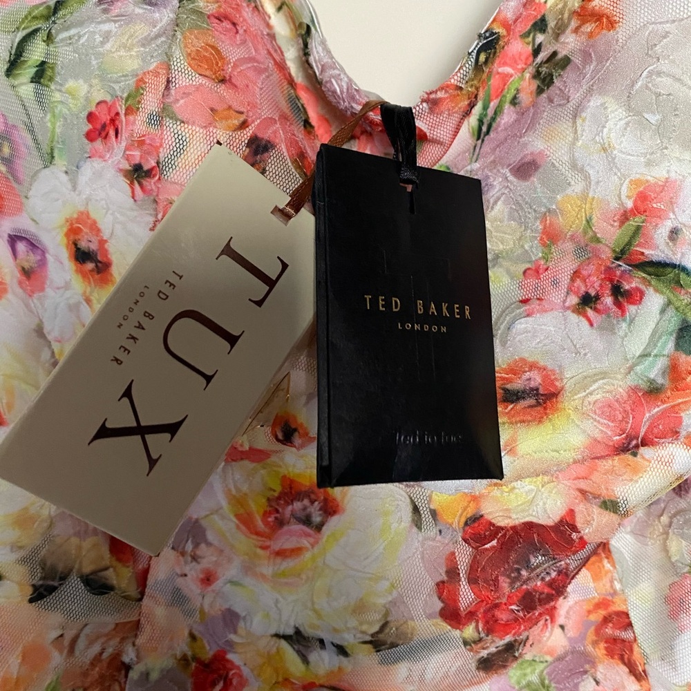 NWT Runway Ted Baker Senona Dress Size 4 Floral - Picture 9 of 16